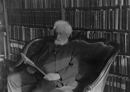 Hugo de Vries in zijn bibliotheek