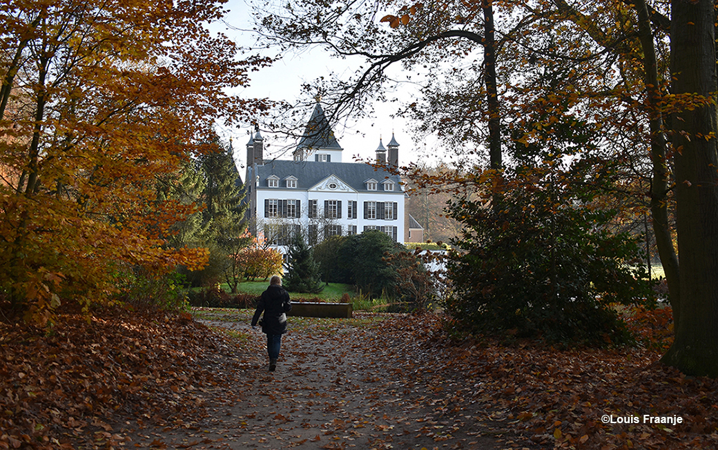 Het is heerlijk om hier te wandelen, de herfst heeft zo haar geheel eigen charme - Foto: ©Louis Fraanje