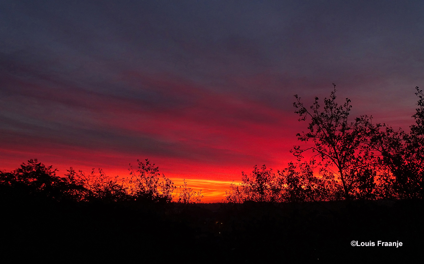 Adembenemend morgenrood om 07.35 uur - Foto: ©Louis Fraanje