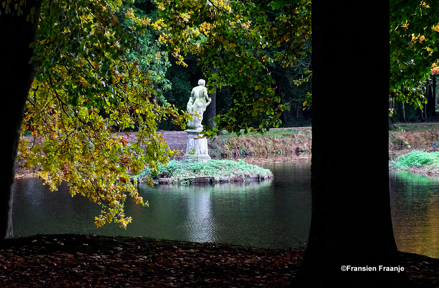 Het tweede standbeeld - Foto: ©Fransien Fraanje